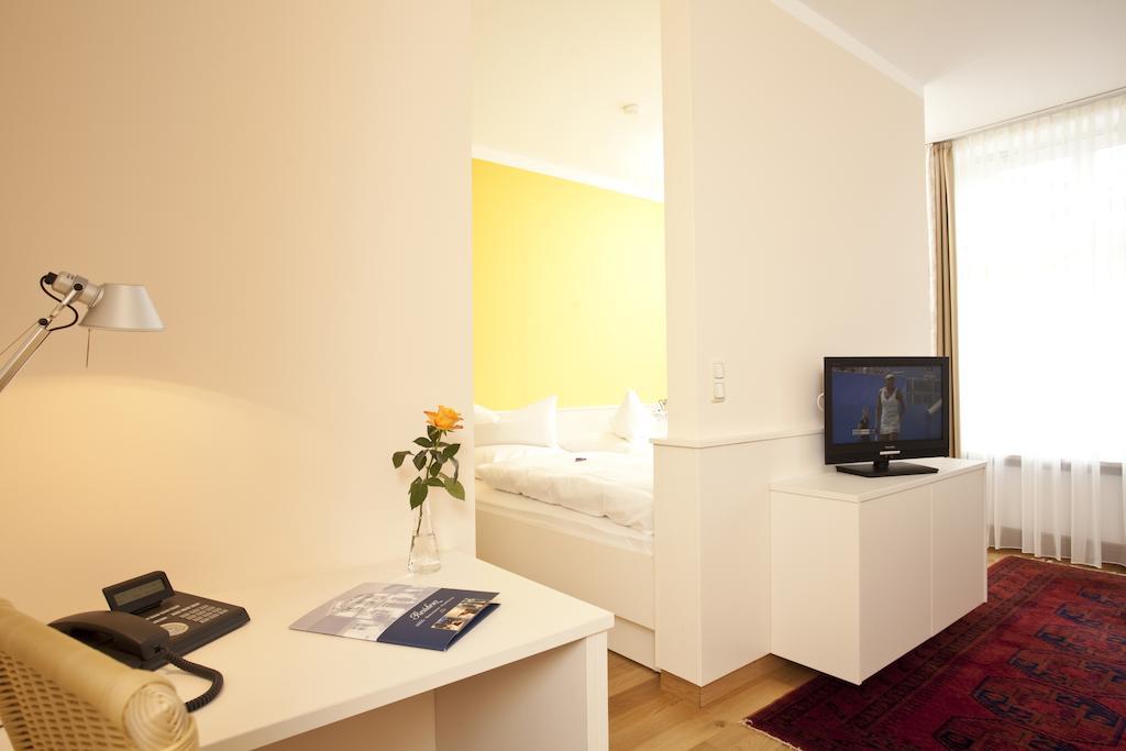 Ringhotel Residenz Wittmund Exterior foto